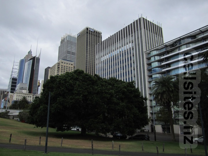 Optus/Telstra/Three/Vodafone 71&ndash;79 Macquarie Street