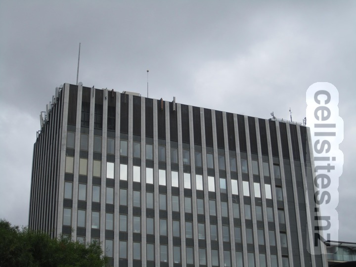 Optus/Telstra/Three/Vodafone 71&ndash;79 Macquarie Street
